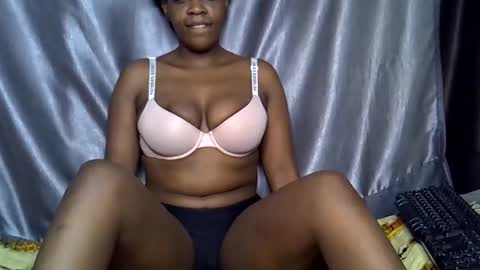 Snapshot of beautygal9 chatting on 04/18/26, 11:14 beautygal online show from 04/18/26, 11:14