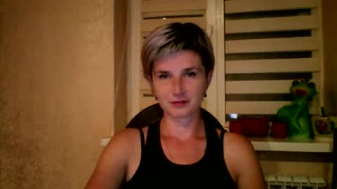 Snapshot of beautyksenia chatting on 09/11/25, 06:30 BeautyKsenia online show from 09/11/25, 06:30