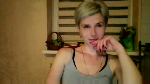 Snapshot of beautyksenia chatting on 03/02/26, 07:32 BeautyKsenia online show from 03/02/26, 07:32