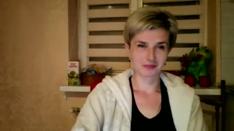 Snapshot of beautyksenia chatting on 04/06/26, 07:04 BeautyKsenia online show from 04/06/26, 07:04