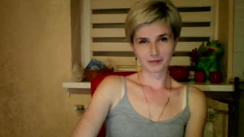 Snapshot of beautyksenia chatting on 04/07/26, 07:03 BeautyKsenia online show from 04/07/26, 07:03