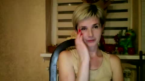 Snapshot of beautyksenia chatting on 04/20/26, 07:15 BeautyKsenia online show from 04/20/26, 07:15