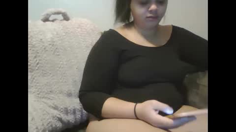 Snapshot of beautyloves chatting on 02/26/25, 09:53 Beauty online show from 02/26/25, 09:53