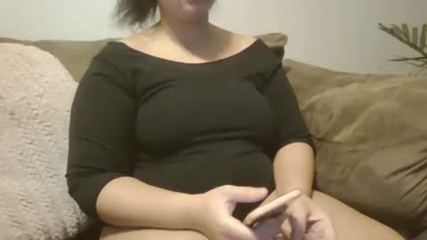 Snapshot of beautyloves chatting on 02/26/25, 08:54 Beauty online show from 02/26/25, 08:54