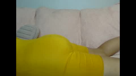 Snapshot of beautyloves chatting on 09/22/25, 02:13 Beauty online show from 09/22/25, 02:13