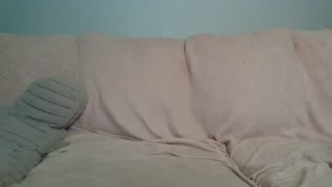 Snapshot of beautyloves chatting on 09/23/25, 02:42 Beauty online show from 09/23/25, 02:42