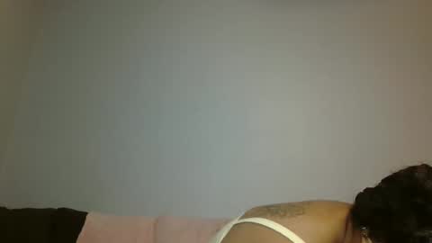 Snapshot of beautyloves chatting on 09/24/25, 01:03 Beauty online show from 09/24/25, 01:03