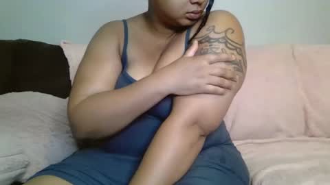 Snapshot of beautyloves chatting on 09/30/25, 02:11 Beauty online show from 09/30/25, 02:11