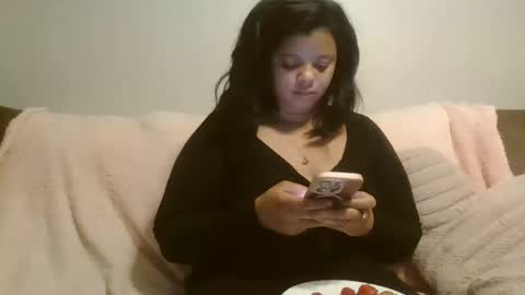 Snapshot of beautyloves chatting on 10/30/25, 06:48 Beauty online show from 10/30/25, 06:48