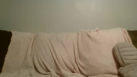 Snapshot of beautyloves chatting on 10/31/25, 09:05 Beauty online show from 10/31/25, 09:05