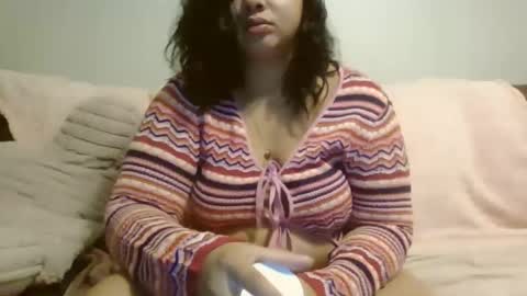 Snapshot of beautyloves chatting on 11/08/25, 06:02 Beauty online show from 11/08/25, 06:02