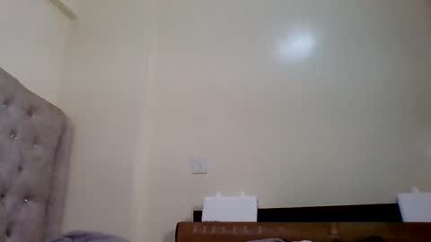 Snapshot of beautystar12 chatting on 04/01/26, 01:41 beautystar12 online show from 04/01/26, 01:41