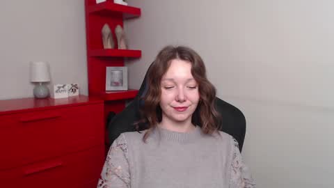 Zoe online show from 12/05/24, 06:32