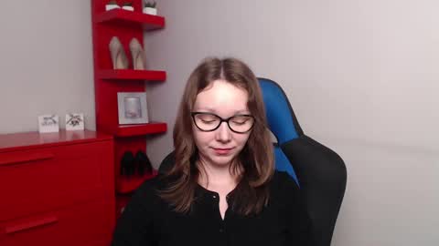 Zoe online show from 01/13/25, 07:21