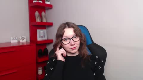 Zoe online show from 01/15/25, 06:33