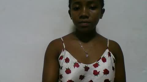 Snapshot of beavenue chatting on 11/06/25, 04:46 beavenue online show from 11/06/25, 04:46