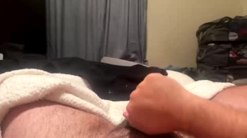 Snapshot of beaverwatcher chatting on 11/16/25, 07:03 beaverwatcher online show from 11/16/25, 07:03