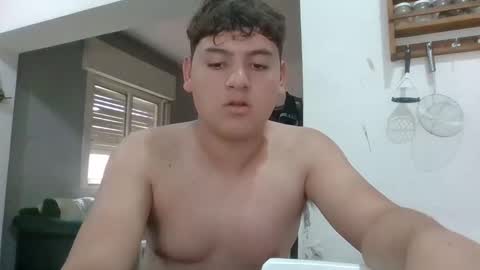 Snapshot of bebote0020 chatting on 11/06/25, 07:04 bebote0020 online show from 11/06/25, 07:04