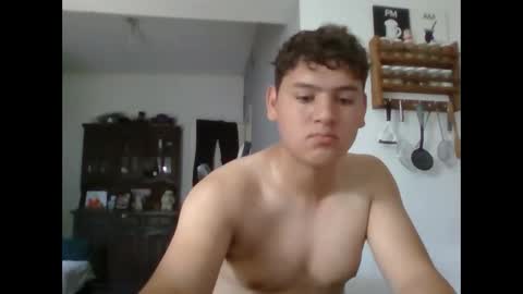 Snapshot of bebote0020 chatting on 11/10/25, 01:54 bebote0020 online show from 11/10/25, 01:54