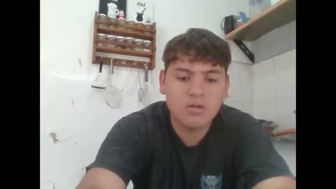 Snapshot of bebote0020 chatting on 11/12/25, 12:05 bebote0020 online show from 11/12/25, 12:05