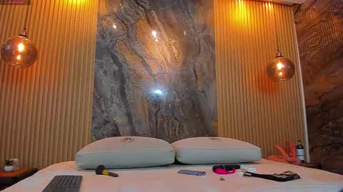 beca online show from 12/03/25, 11:52