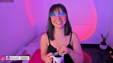 Snapshot of becca_be_ chatting on 04/29/26, 04:05 Becca is here online show from 04/29/26, 04:05