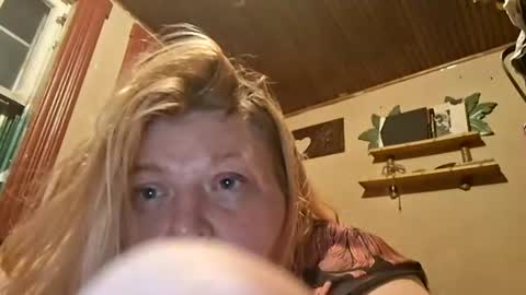 Snapshot of beccadream420 chatting on 08/01/26, 08:13 beccadream420 online show from 08/01/26, 08:13