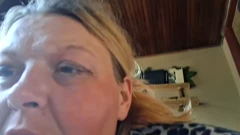 Snapshot of beccadream420 chatting on 08/01/26, 08:52 beccadream420 online show from 08/01/26, 08:52