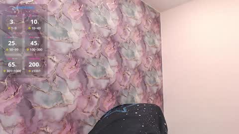 BeccaHert online show from 12/13/24, 11:02