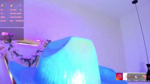 Snapshot of beccamathew chatting on 09/19/25, 02:02 Becca Mathew online show from 09/19/25, 02:02