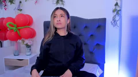 beccamilanni online show from 12/28/24, 12:45