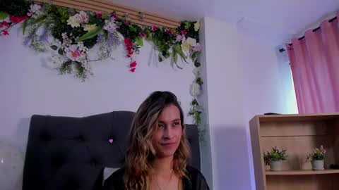 beccamilanni online show from 02/28/25, 07:46