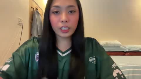 becinapia15 online show from 11/16/25, 02:06