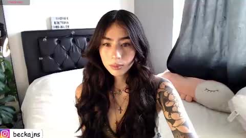 Snapshot of beck__jones chatting on 06/16/26, 07:05 Marzhie online show from 06/16/26, 07:05
