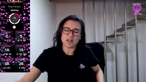 Daniela online show from 11/11/25, 02:11