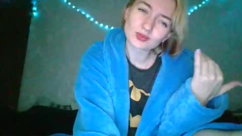 Snapshot of beckixjewelqw chatting on 04/27/26, 06:55 BeckiXJewelqw online show from 04/27/26, 06:55