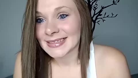 BECKY BOO  online show from 11/02/25, 04:04