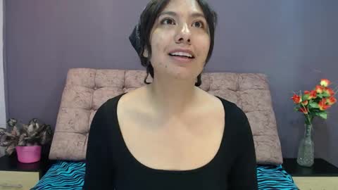 Snapshot of becky__huston chatting on 10/28/25, 11:36 Becky online show from 10/28/25, 11:36