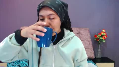 Snapshot of becky__huston chatting on 10/29/25, 10:17 Becky online show from 10/29/25, 10:17