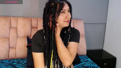 Snapshot of becky__huston chatting on 11/19/25, 11:38 Becky online show from 11/19/25, 11:38