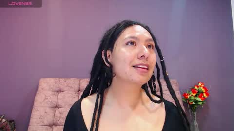 Snapshot of becky__huston chatting on 12/15/25, 11:47 Becky online show from 12/15/25, 11:47