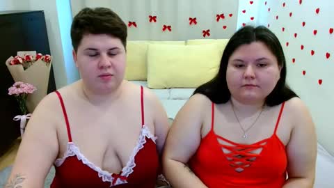 BeckyAndEllen online show from 10/28/25, 11:25