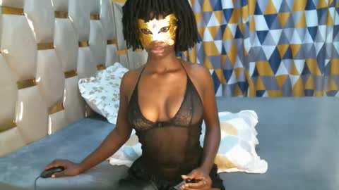 Snapshot of beckyberry24 chatting on 11/08/25, 05:40 jamie online show from 11/08/25, 05:40