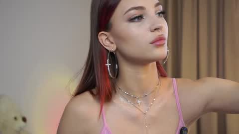 Melissa online show from 10/11/25, 01:09