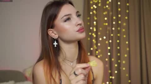 Melissa online show from 10/28/25, 03:14