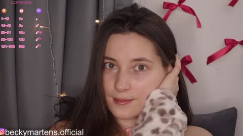 BeckyMartens come join me on    while im offline here  online show from 02/20/26, 03:14