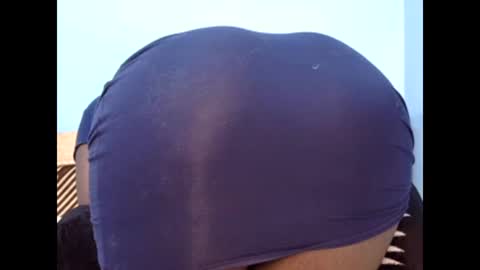 Snapshot of beckyswee chatting on 12/09/24, 08:44 beckyswee online show from 12/09/24, 08:44