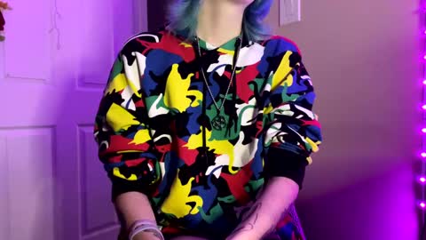 Snapshot of beckytheclown chatting on 12/07/24, 10:45 Beckytheclown online show from 12/07/24, 10:45