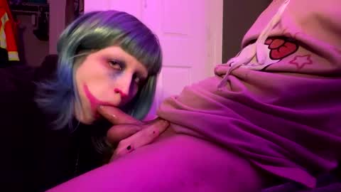 Snapshot of beckytheclown chatting on 12/19/24, 02:45 Beckytheclown online show from 12/19/24, 02:45