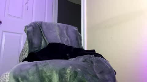 Snapshot of beckytheclown chatting on 02/16/25, 01:58 Beckytheclown online show from 02/16/25, 01:58